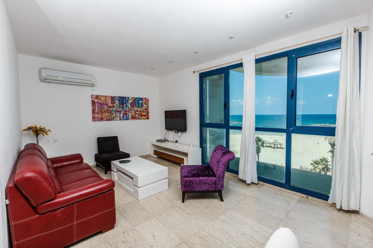 Ocean Front Apartments First Line To The Beach Tel Aviv Ngoại thất bức ảnh
