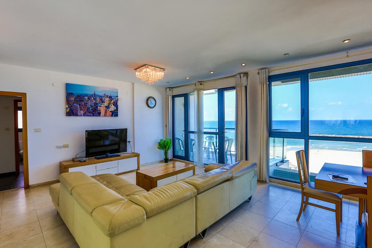 Ocean Front Apartments First Line To The Beach Tel Aviv Ngoại thất bức ảnh