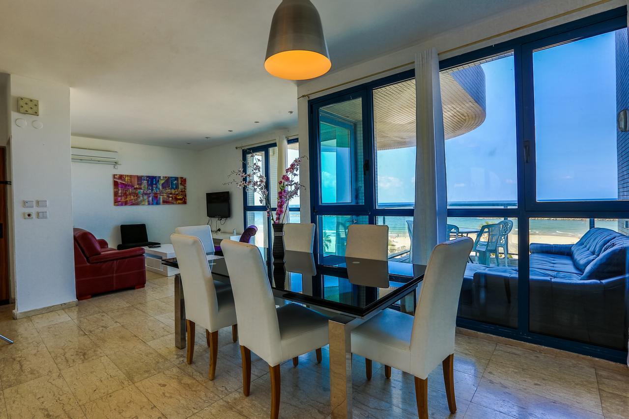 Ocean Front Apartments First Line To The Beach Tel Aviv Ngoại thất bức ảnh