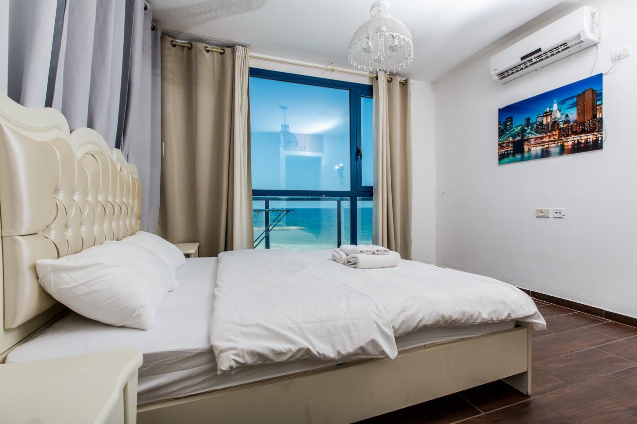 Ocean Front Apartments First Line To The Beach Tel Aviv Ngoại thất bức ảnh
