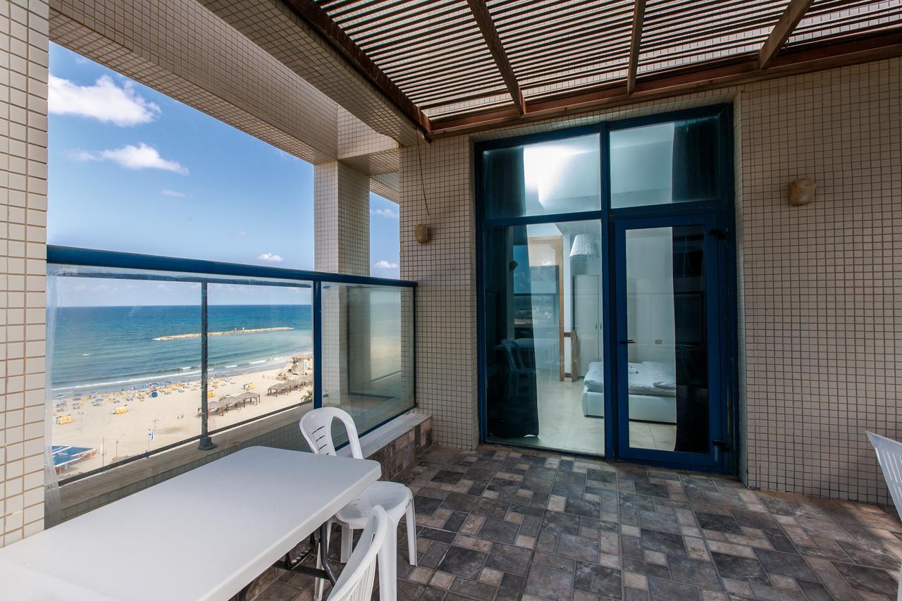 Ocean Front Apartments First Line To The Beach Tel Aviv Ngoại thất bức ảnh