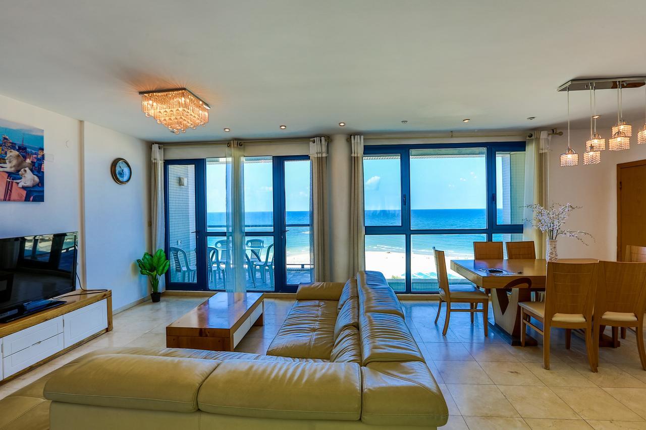 Ocean Front Apartments First Line To The Beach Tel Aviv Ngoại thất bức ảnh