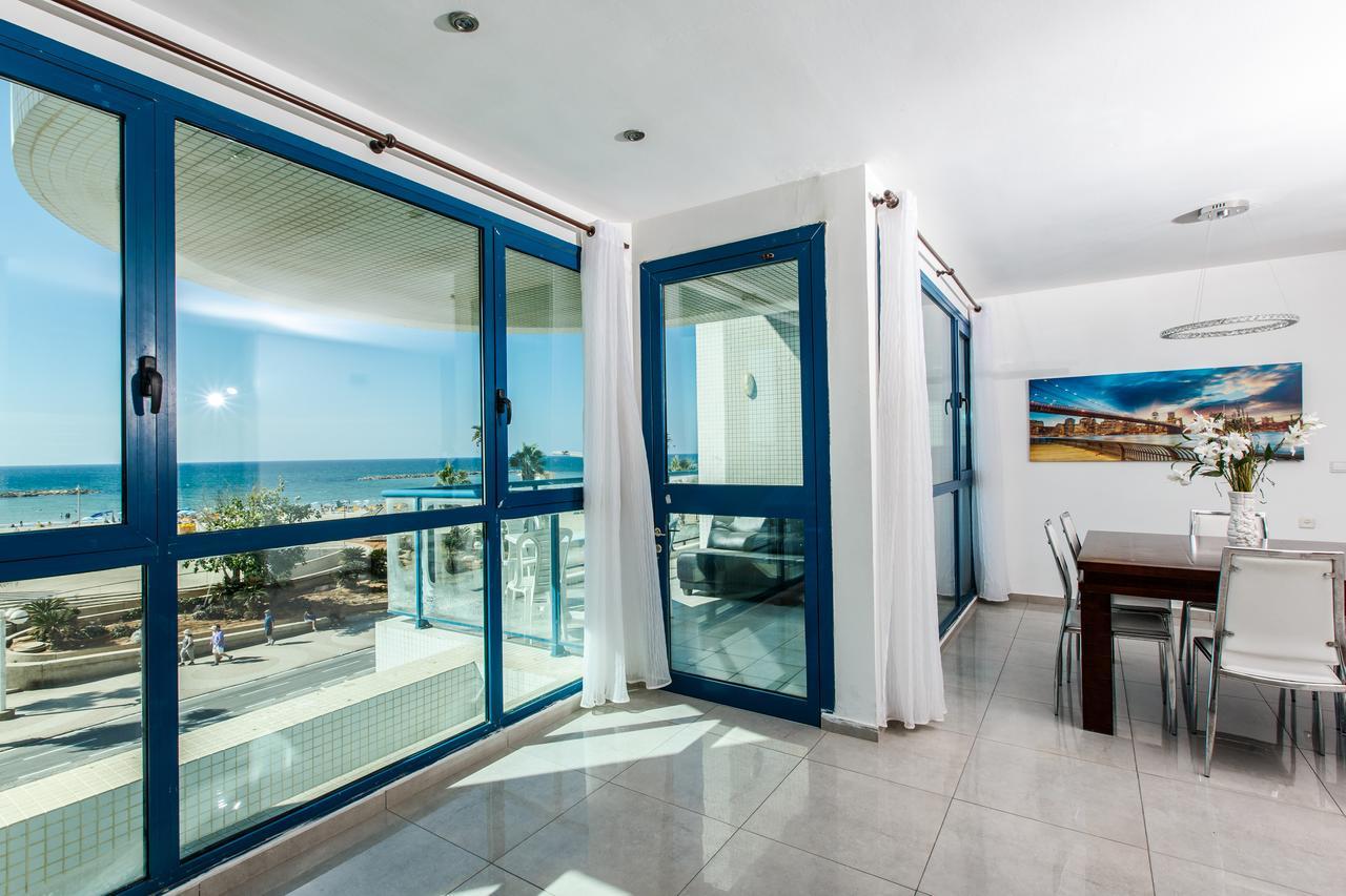 Ocean Front Apartments First Line To The Beach Tel Aviv Ngoại thất bức ảnh
