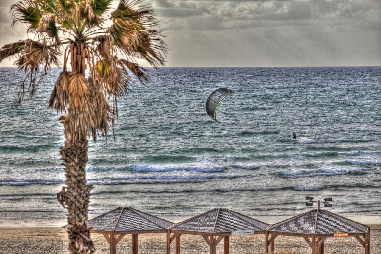 Ocean Front Apartments First Line To The Beach Tel Aviv Ngoại thất bức ảnh