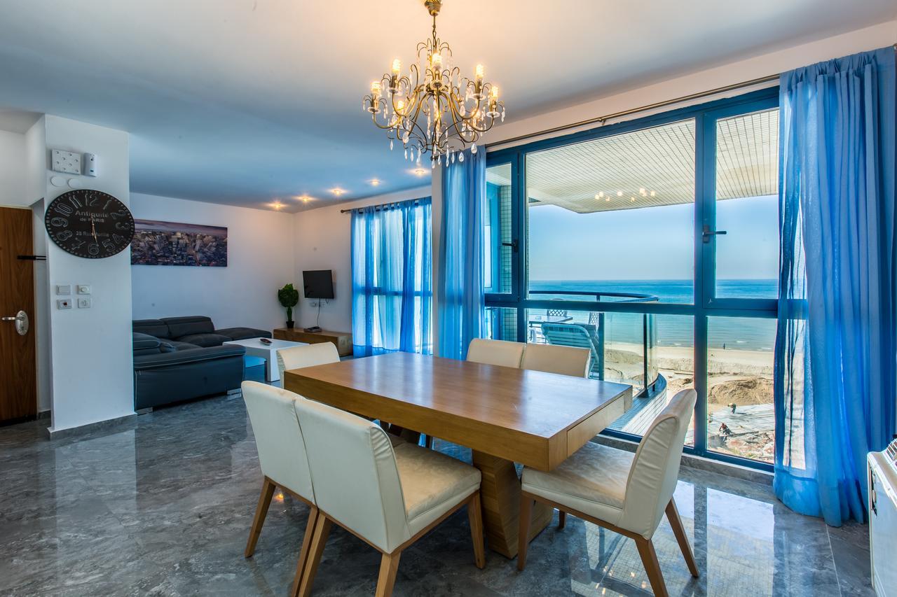 Ocean Front Apartments First Line To The Beach Tel Aviv Ngoại thất bức ảnh