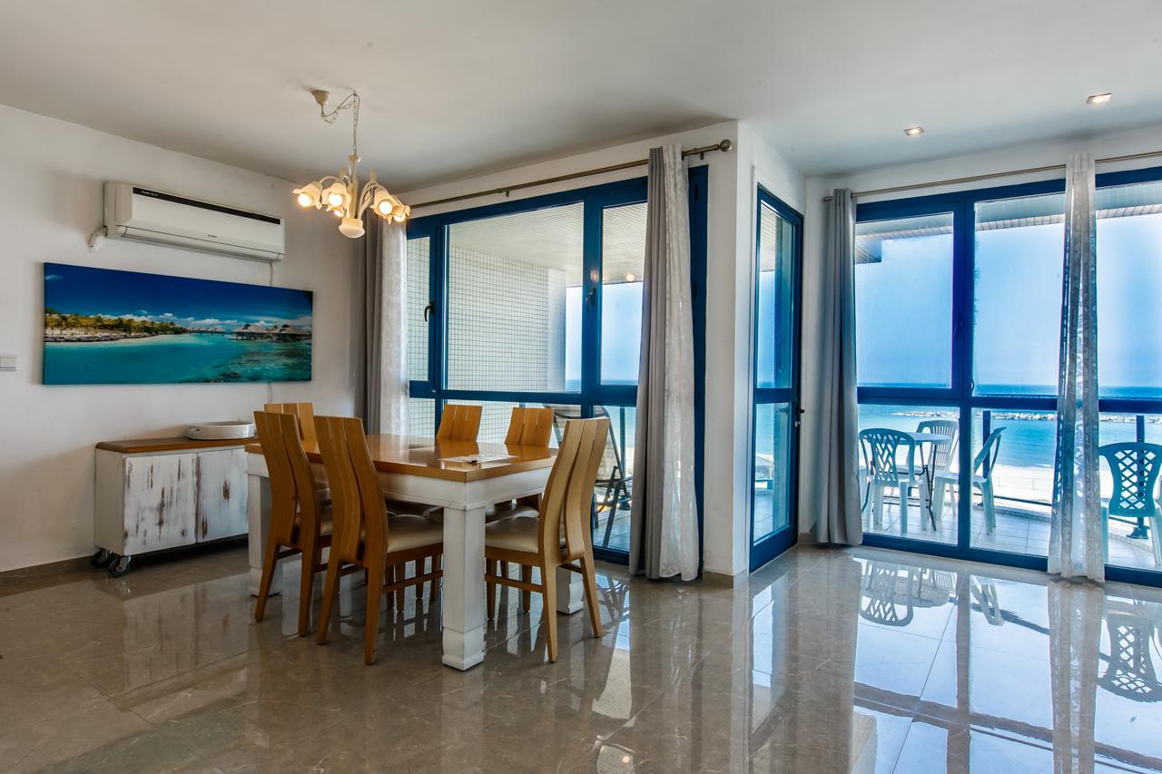 Ocean Front Apartments First Line To The Beach Tel Aviv Ngoại thất bức ảnh